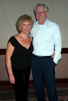 Images/miniblackwhitecouple.jpg